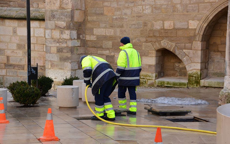 entreprise pour déboucher canalisation Fleury-Mérogis